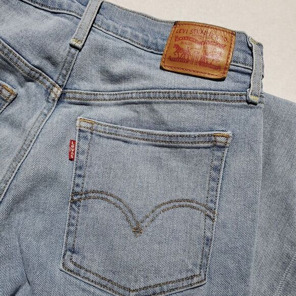 Levis Jeans Women's 28 Blue Wedgie Fit Ankle Denim Button Fly - Picture 6 of 12